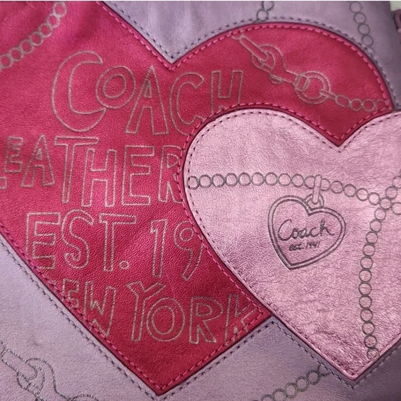 RARE COACH CROSSBODY BAG & MATCHING WRISTLET - Picture 2 of 8